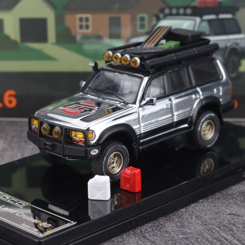 GCD 1:64 丰田陆巡LC80改装版 电镀银 带越野配件 合金车模