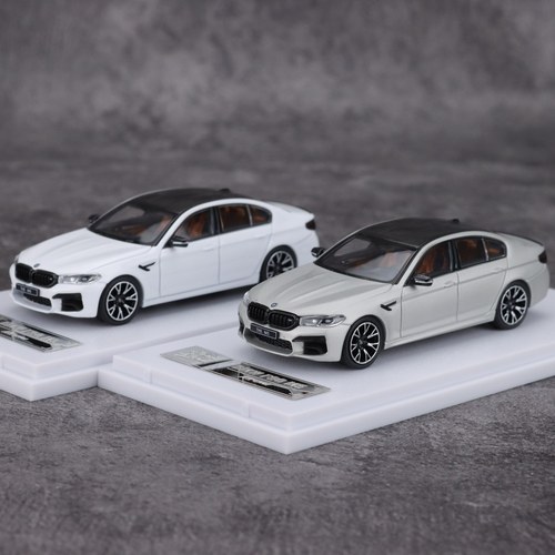 HW Howie Model 1:64 宝马BMW M5 F90 灰/白 合金汽车模型