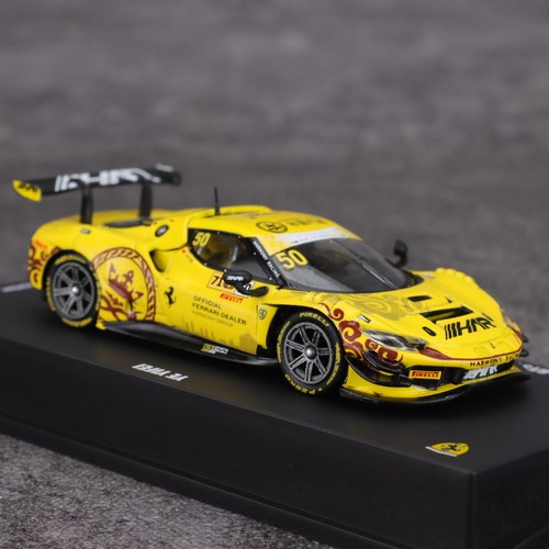 Looksmart 1:64 法拉利296 GT3 2024澳门GT 东望洋街道 赛车车模