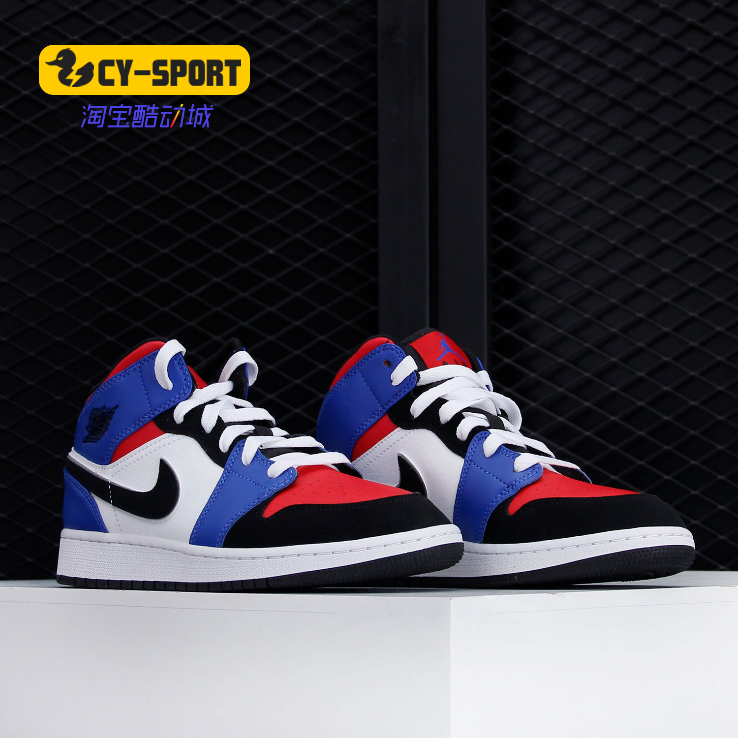 耐克夏季低帮运动风休闲鞋