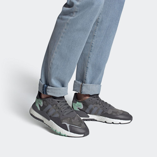 休闲运动鞋Adidas/阿迪达斯低帮