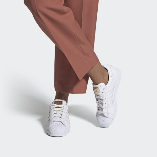 经典运动鞋Adidas/阿迪达斯