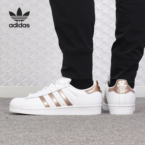 阿迪达斯正品Adidas男女休闲鞋