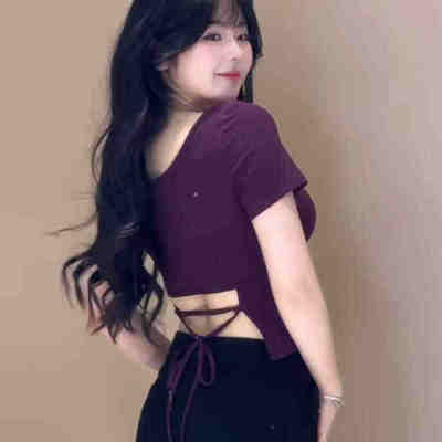 设计显瘦短款露腰绑带300斤洋气