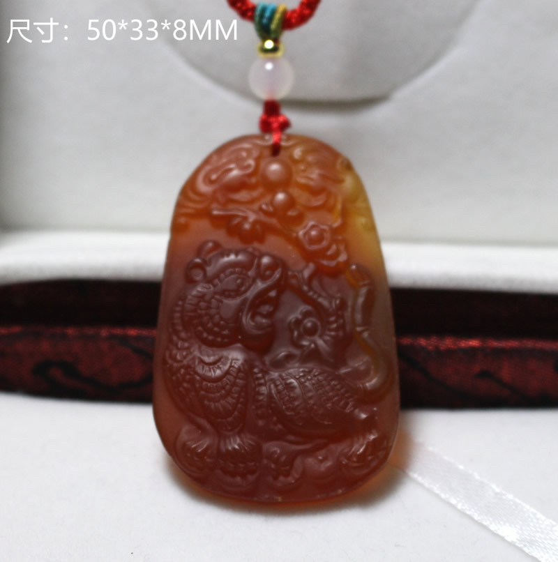 天然红玉髓雕刻老虎吊坠男女款项项坠/吊坠