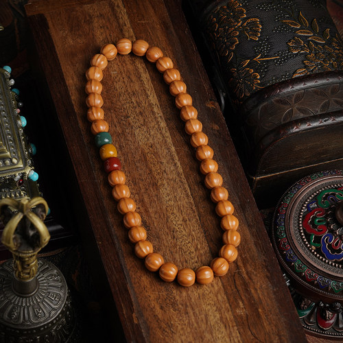 鲨鱼背文玩阿拉善玛瑙猴头核桃