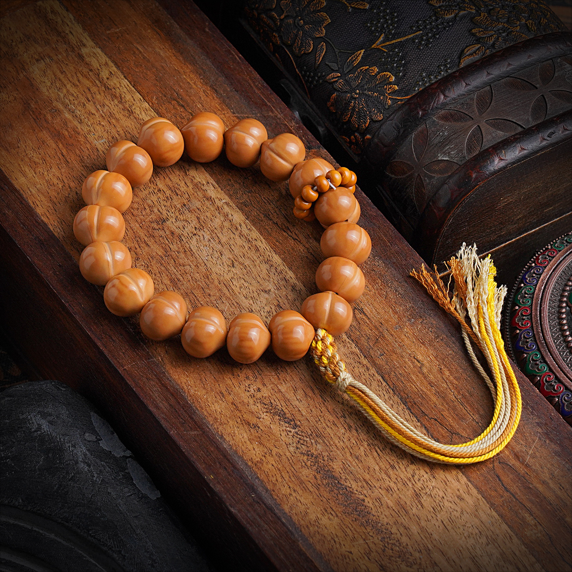 天然猴头屁桃手串男女盘玩核桃精工雕刻姬宝爱心文玩全品佛珠手链