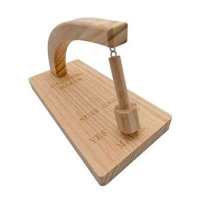 跨境新品 Decision Maker 决策者钟摆木制工艺品摆件玩具