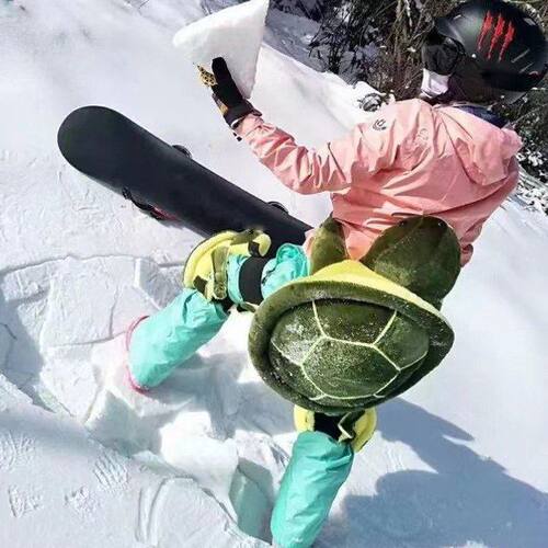 滑雪护具毛绒玩具护臀垫卡通可爱乌龟护肘护膝成人滑冰防摔垫批发