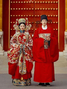 出租明制汉服婚服凤冠霞帔拖尾中式婚礼宋制结婚嫁衣新娘定制租赁