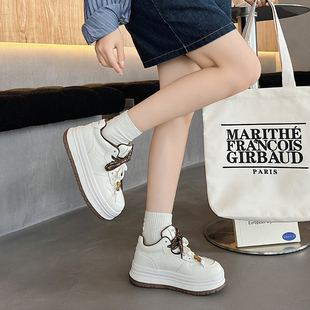 富丽2025冬新款加绒厚底小白鞋女真皮系带休闲运动鞋板鞋652-120