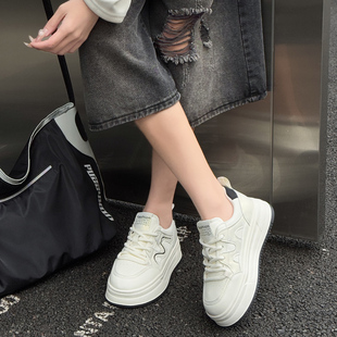 富丽女鞋2025春季新款真皮透气轻便小白鞋通勤百搭厚底板鞋66-02