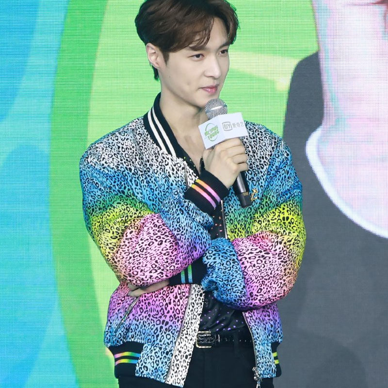 2019极速挑战张艺兴同款彩色豹纹夹克男女同款外套