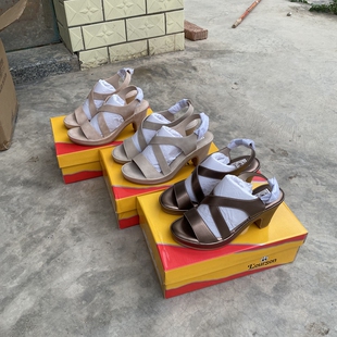 外贸单新款粗跟复古防水台凉鞋女百搭舒适好穿一字带凉鞋2025