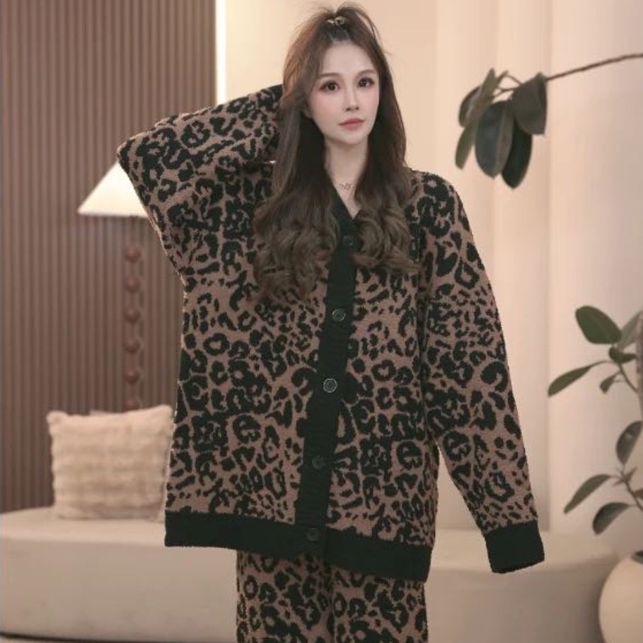 豹纹半边绒保暖加厚睡衣套装女