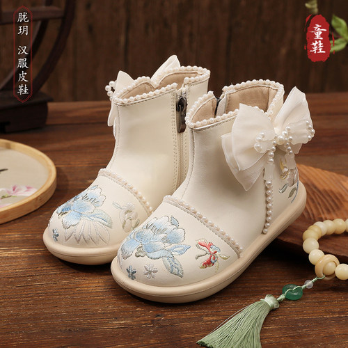 汉服鞋女童绣花古风皮鞋