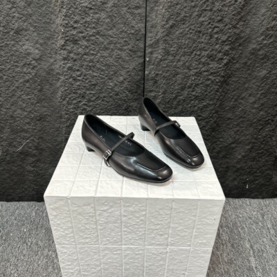 【撤柜断码】平底-牛皮复古玛丽珍女粗跟方头浅口单鞋9258