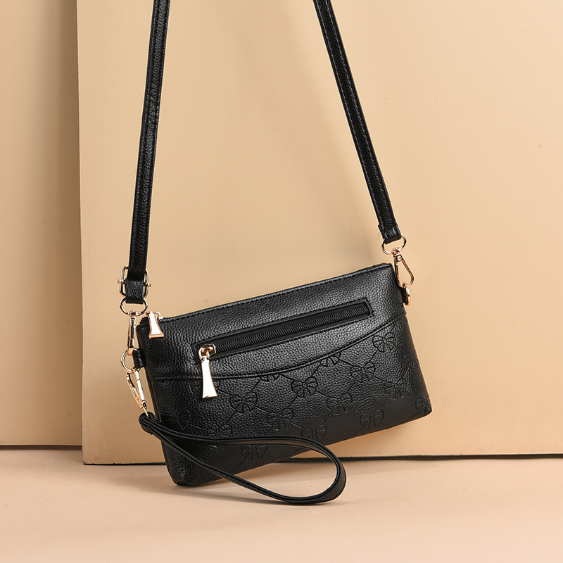 单肩斜挎包2025新款小包包软皮