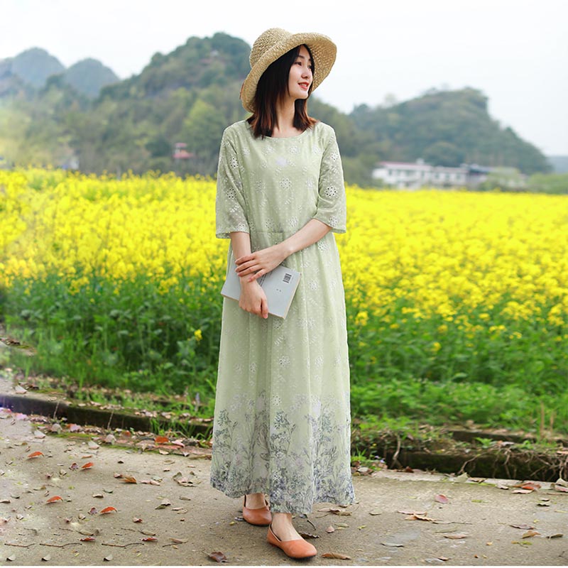 文艺雪纺刺绣宽松半袖连衣裙女夏
