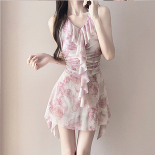 温泉度假泳装 保守碎花挂脖显瘦爆款 连体泳衣女高级感裙式 2026新款