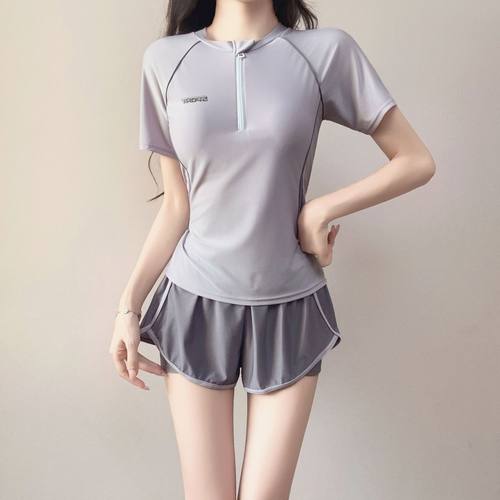 泳衣女款2026新款高级感保守分体遮肚显瘦运动少女学生泳装