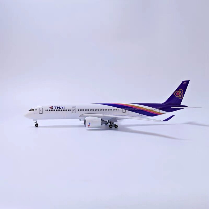 47cm泰国航空带轮子飞机模型图片