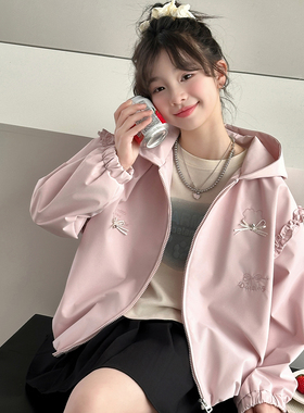 韩国女童外套春秋款2026新款儿童装超好看冲锋衣女孩休闲夹克上衣