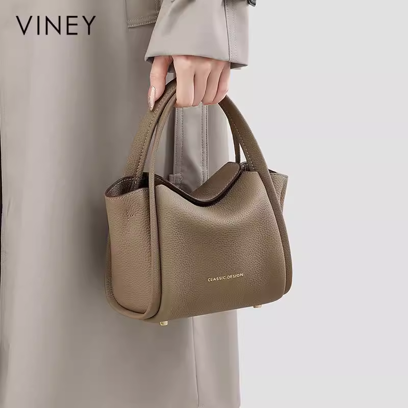 Viney包包女士2025新款斜挎包女包真皮菜篮子水桶包轻奢手提小包