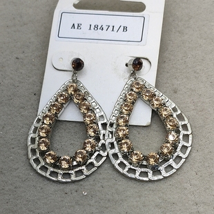 37满29元 满钻镂空耳钉 包邮