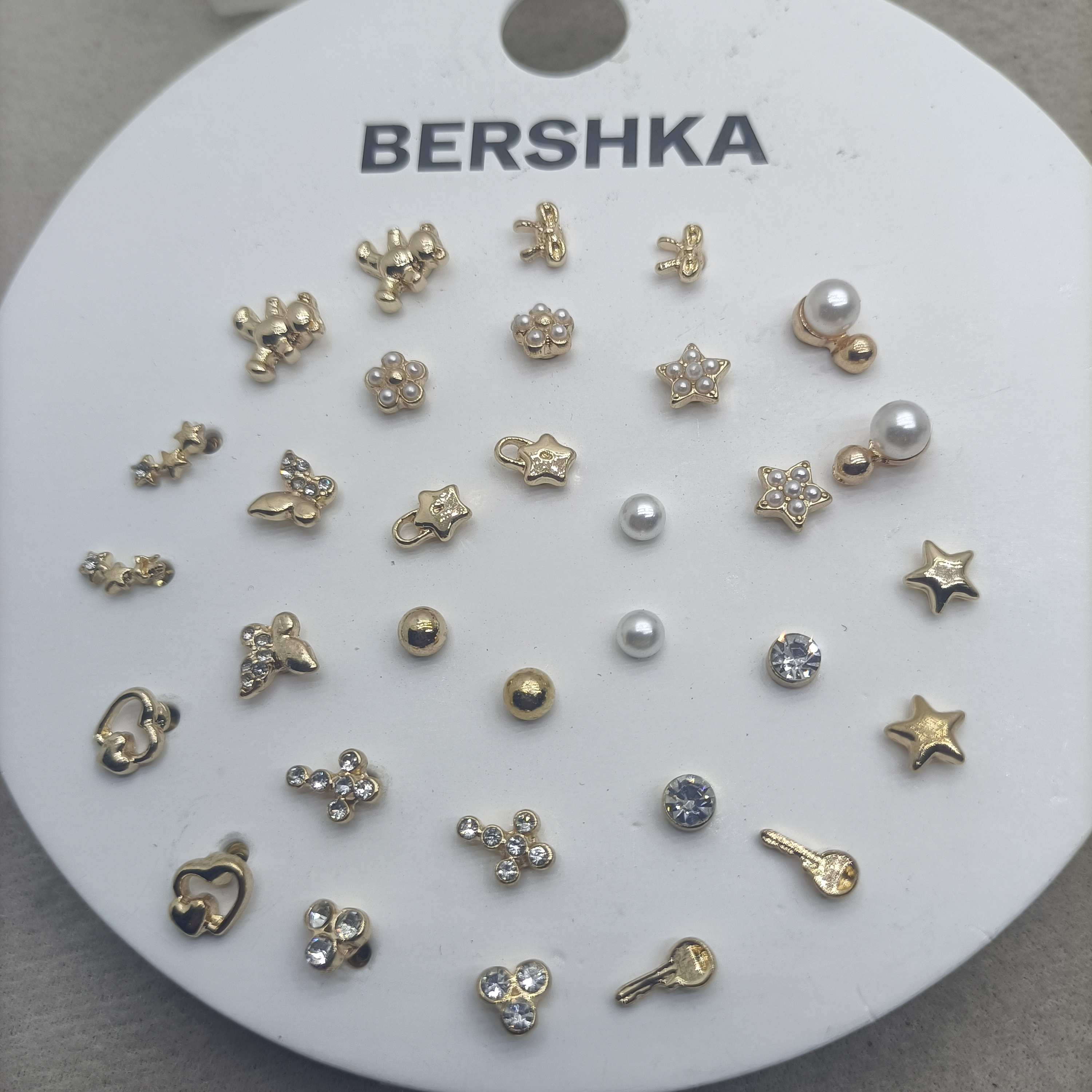 D-5  耳钉套装  16 对耳钉套装