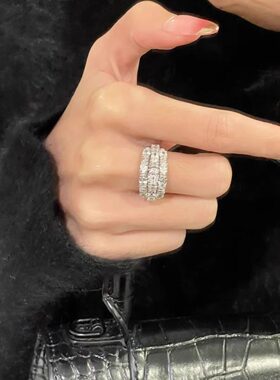不撞款vintage叠戴华丽重工排钻戒指爆闪老钱风食指戒高级感贵气