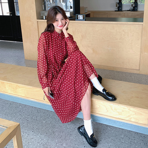 红色波点连衣裙女2025年春季新款法式轻熟风气质收腰显瘦衬衫长裙图片