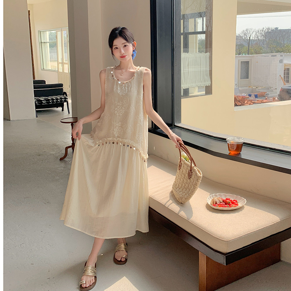 法式初恋甜美白色连衣裙女夏季2025新款高级感减龄泡泡袖仙女长裙，女装连衣裙，浙宝306