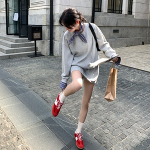 现货-miu系格子运动套装含丝巾306-AW23-p145-k218图片
