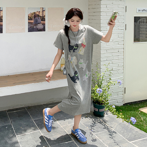 韩系气质灰色印花t恤连衣裙女夏2025新款超好看宽松休闲少女长裙图片