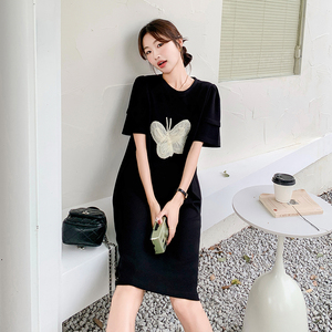 设计款休闲蝴蝶印花T恤裙女夏季2024新款黑色赫本风泡泡袖连衣裙图片