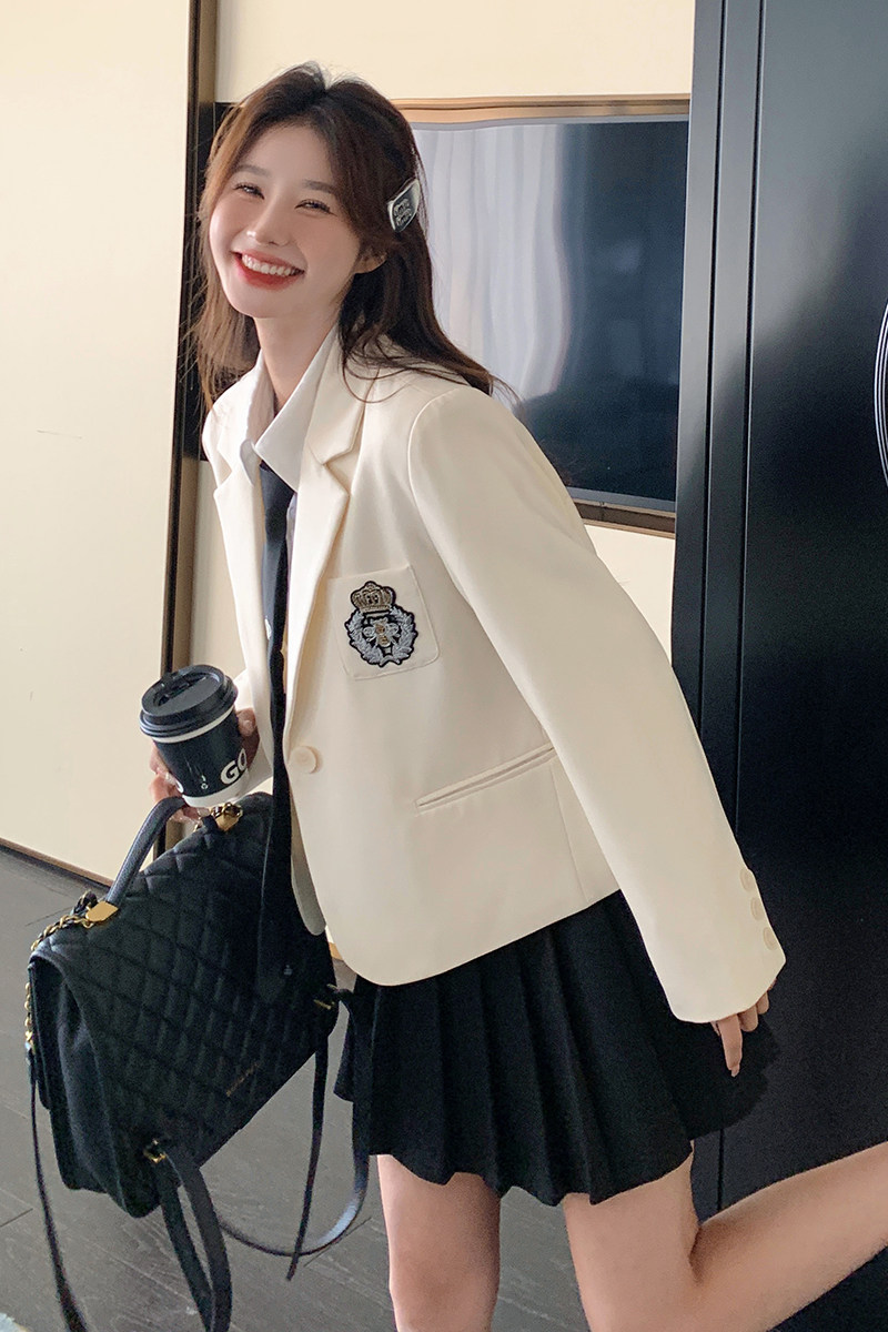 学院风白色西装外套女春秋2025年新款韩版小个子高级感小西服上衣,女装西装,浙宝290（原306）