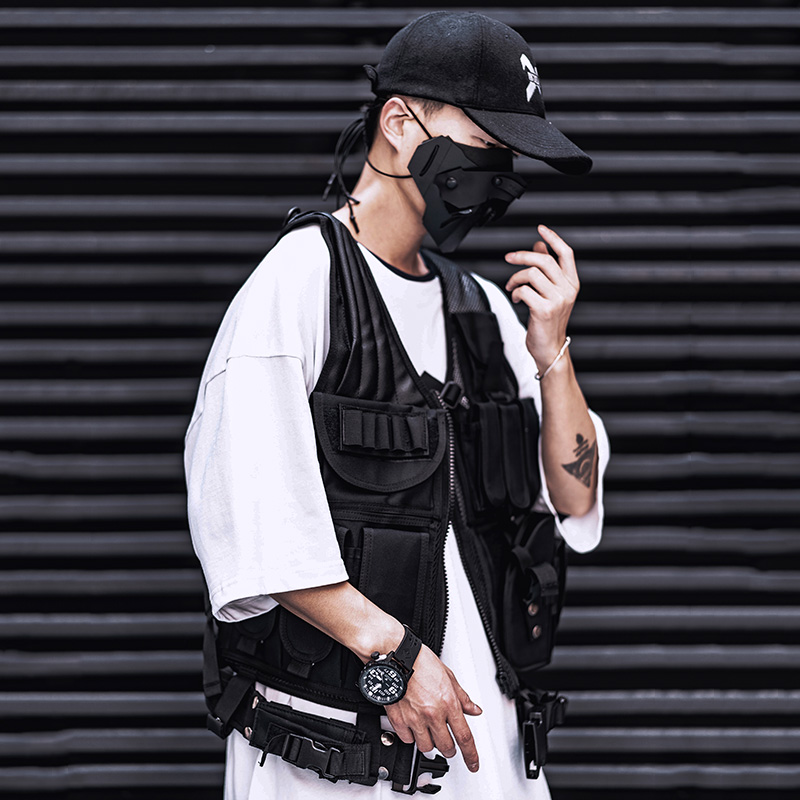 国潮胖子吃鸡机能战术暗黑背心