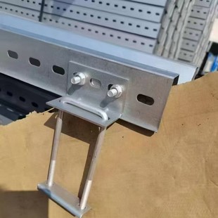 新型光伏M水槽L型连接50 100方钢使用链接创维打孔M型水槽链接件