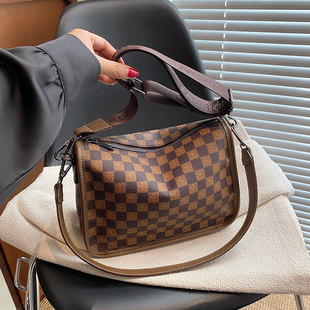 Clean Knock今年流行真皮豌豆新款网红爆款时尚印花单肩斜挎包女