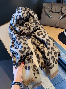 法国CINSKINS时尚轻奢~羊绒围巾围脖秋冬季保暖双面豹纹毛边流苏