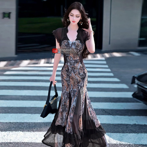 小众豹纹网纱印花拼接鱼尾长裙2025夏季新款性感飞袖过膝连衣裙