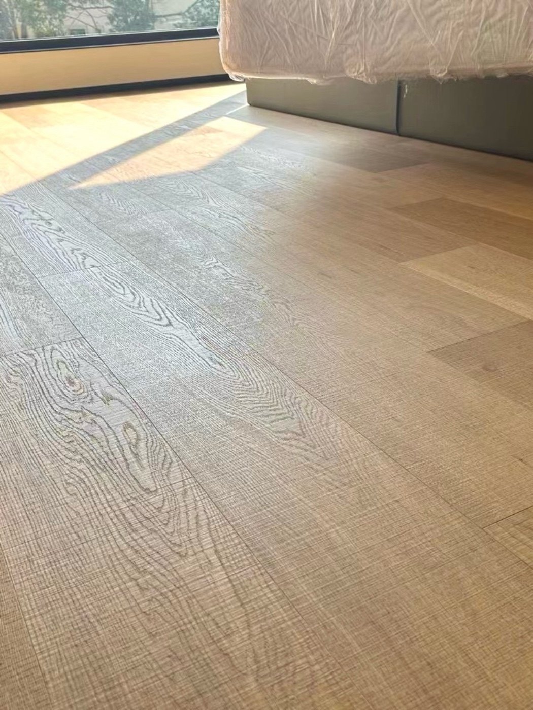 1.5米厚皮橡木俄罗斯全桦多层实木复合地板免胶锁扣enf环保地暖