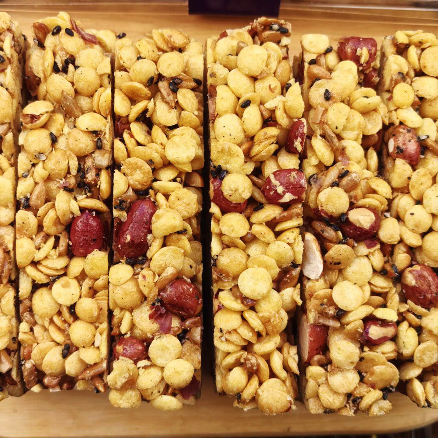 皖菜园玉米坚果酥300g盒装花生瓜子办公室休闲零食地方特色糕点