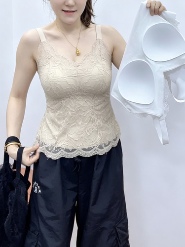 大码女装胖mm蕾丝背心女吊带文胸聚拢打底宽松遮肚子美背文胸胸罩
