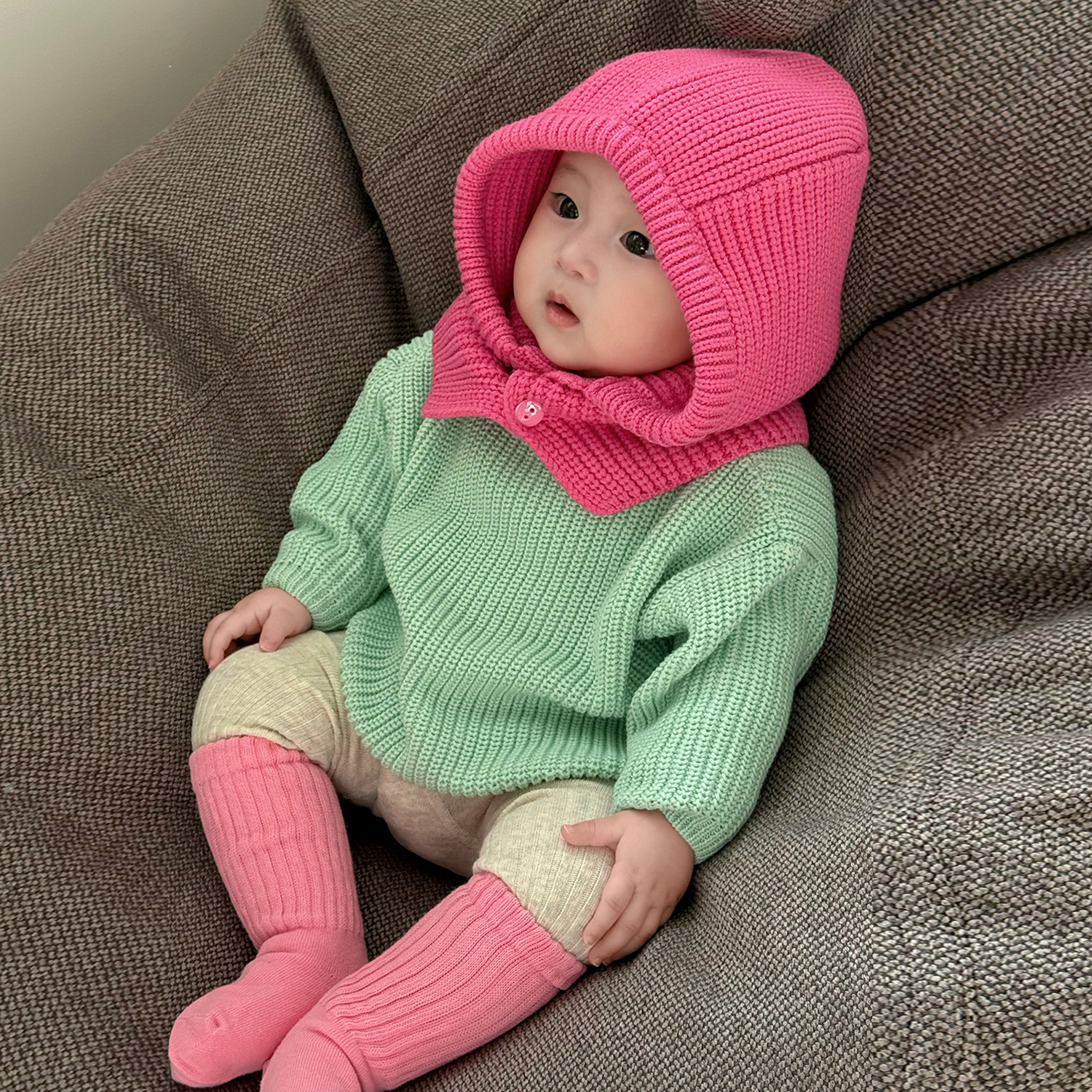 婴儿衣服秋冬款超萌套装女宝宝多巴胺穿搭小月龄外出服毛衣秋季