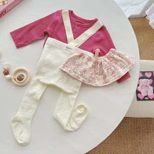 婴儿多巴胺穿搭套装春秋男女宝宝背带裤小月龄举重裤连裤袜春装