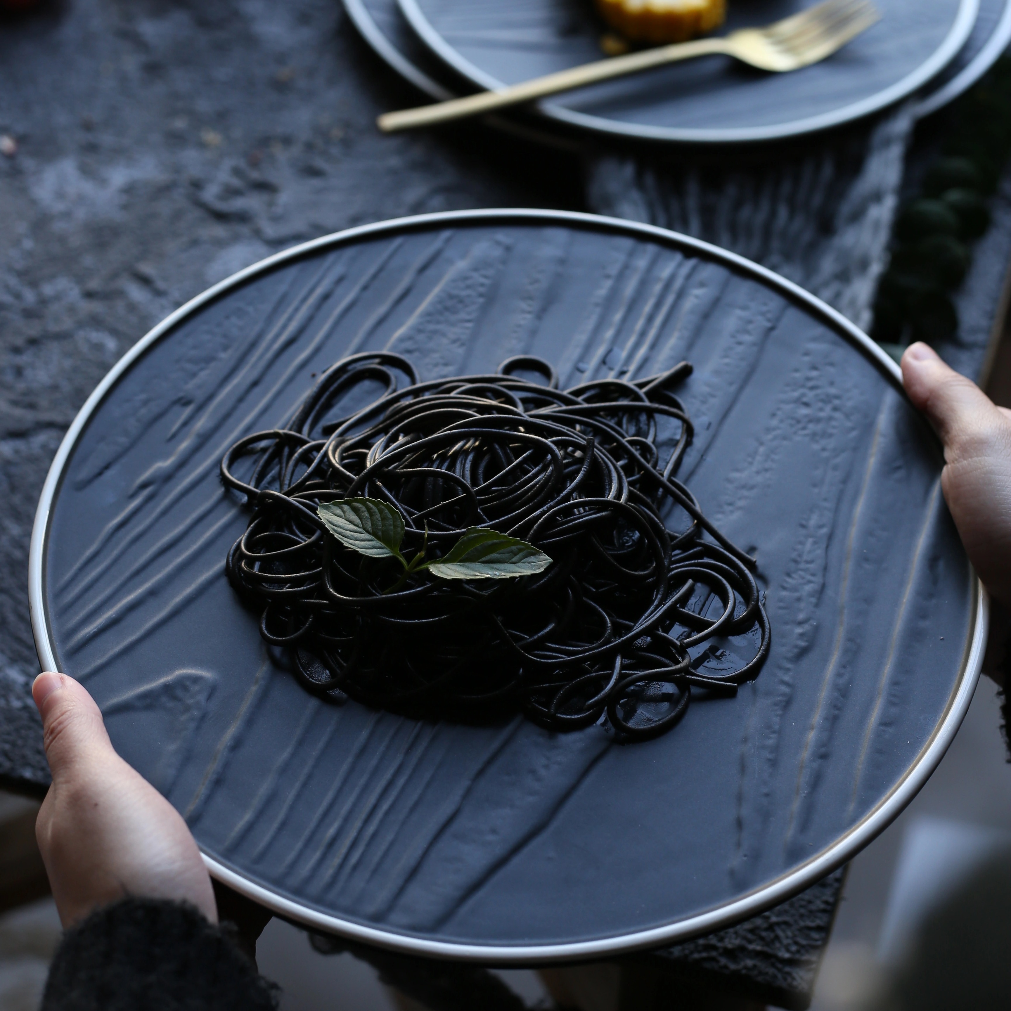 黑色披萨烤箱牛排盘日式创意陶瓷