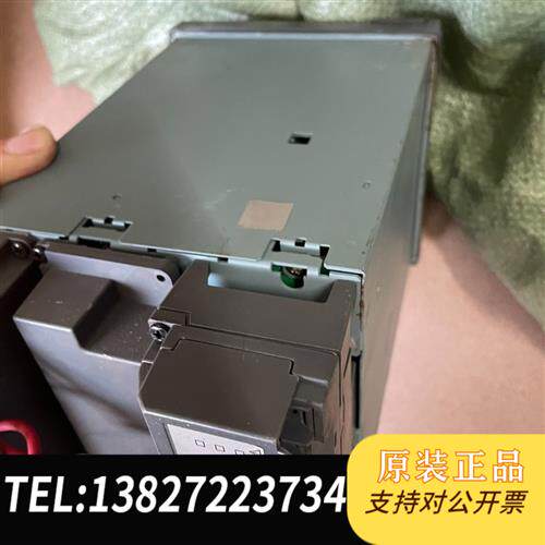 全新库存横河无纸记录仪DX1004拆下一个,显示外面板碰坏全新议价