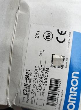 全新库存欧姆龙光电传感器 R3JK-5DM1  E3JK-5L各一个全新议价
